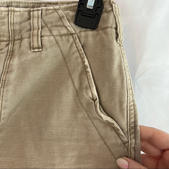 Free People Beige Colored Frayed Hem Denim Shorts, size 6 - Picture 7 of 9